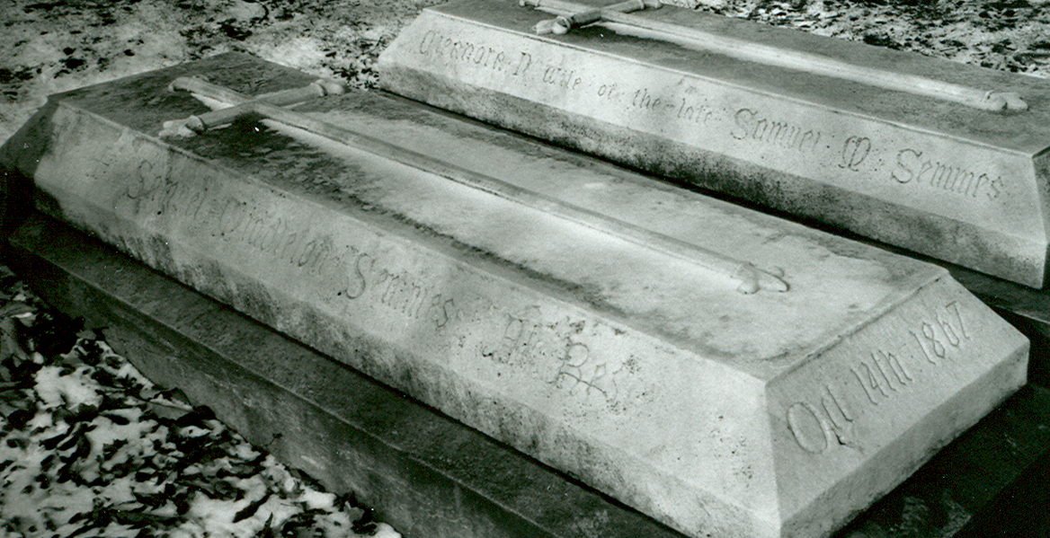 Graves of Samuel Semmes and his wife